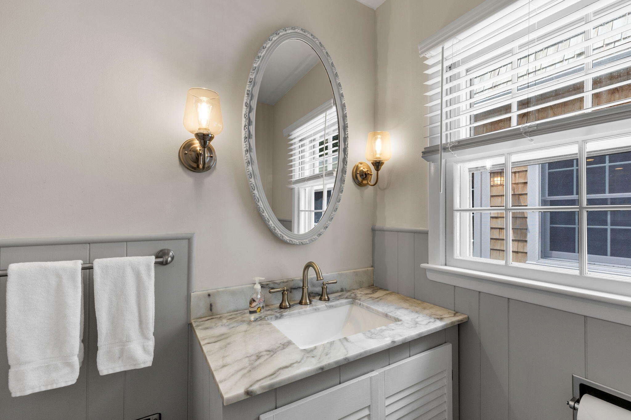 621 W Falmouth Highway MA 02540