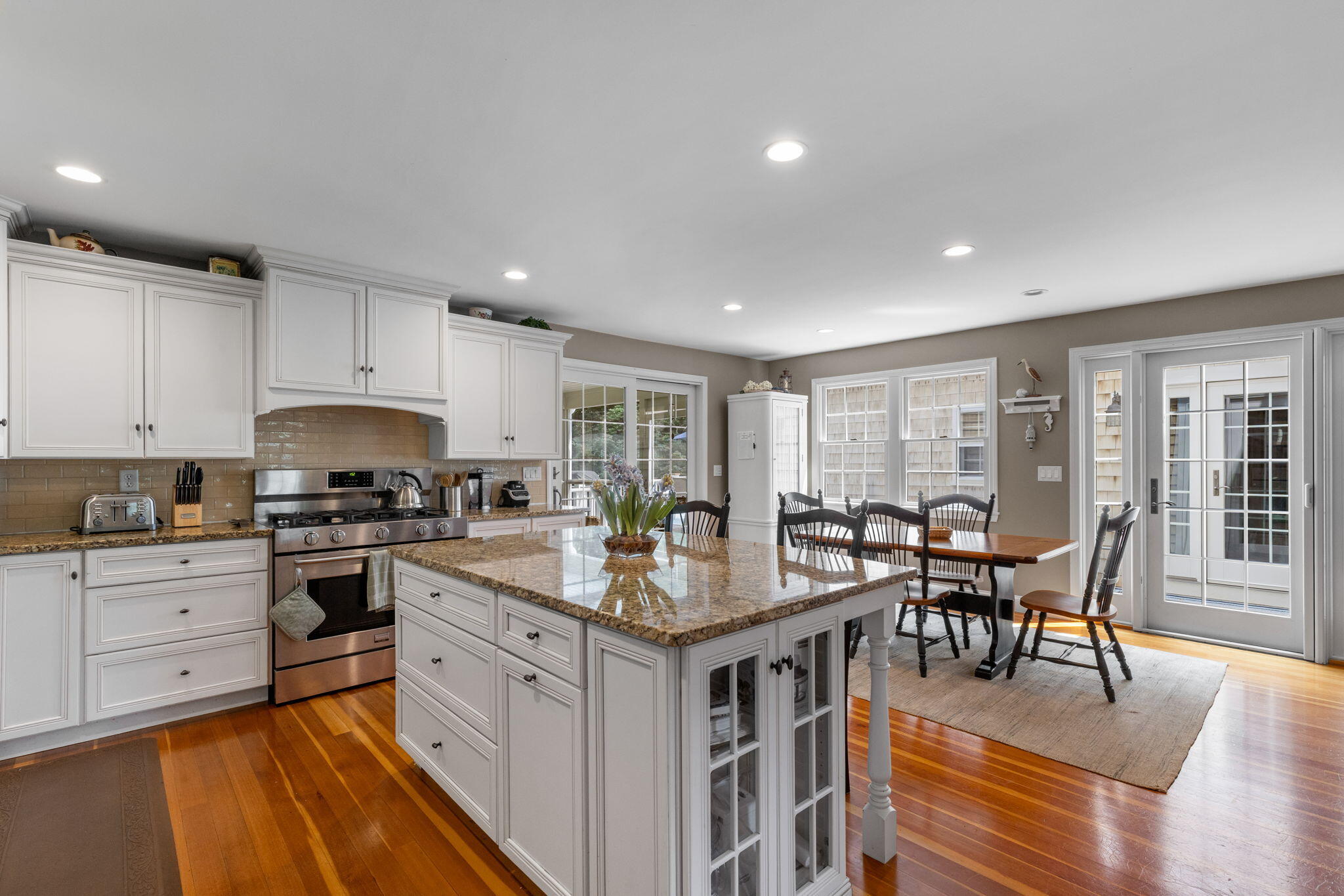 621 W Falmouth Highway MA 02540