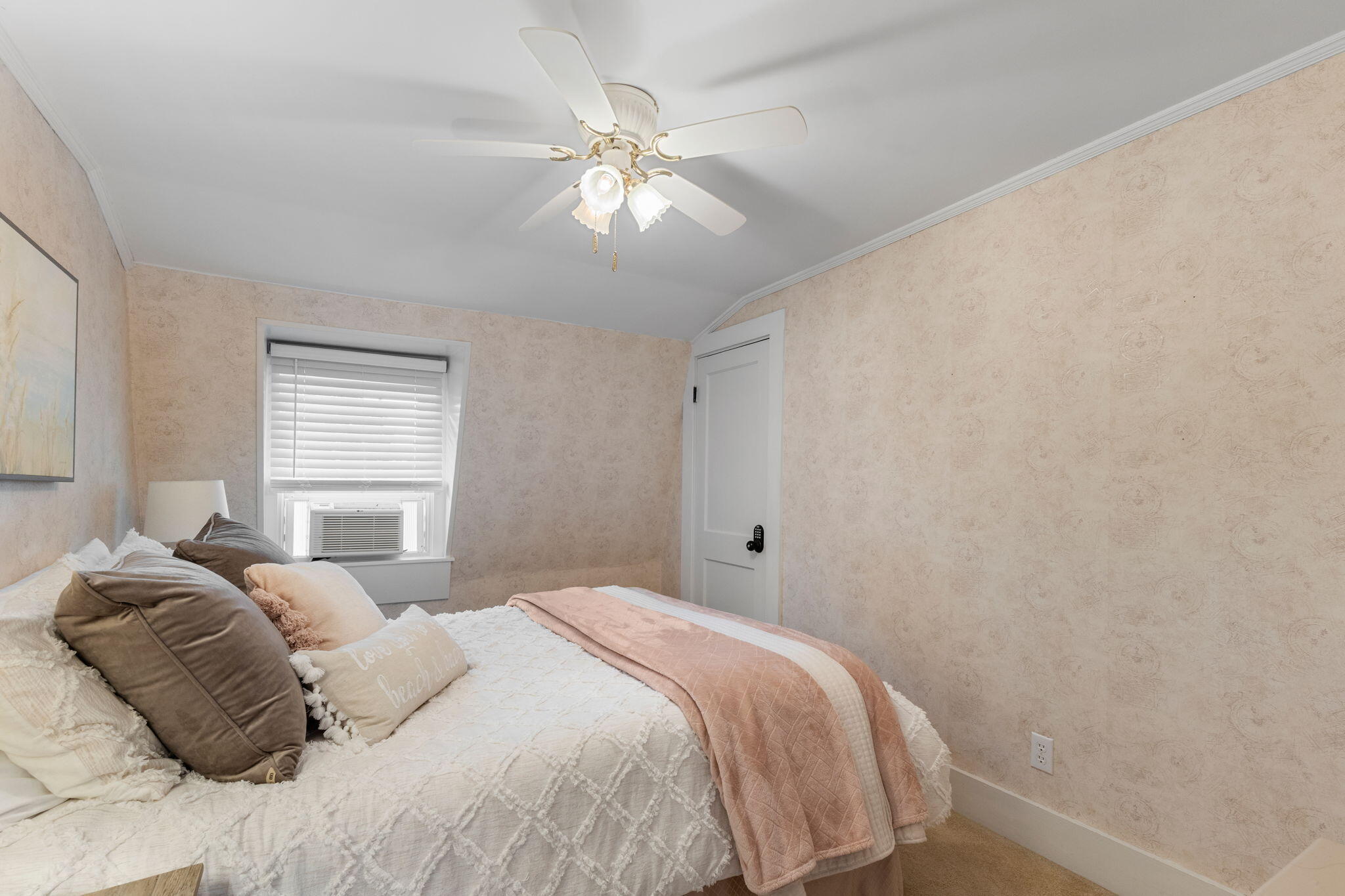 621 W Falmouth Highway MA 02540