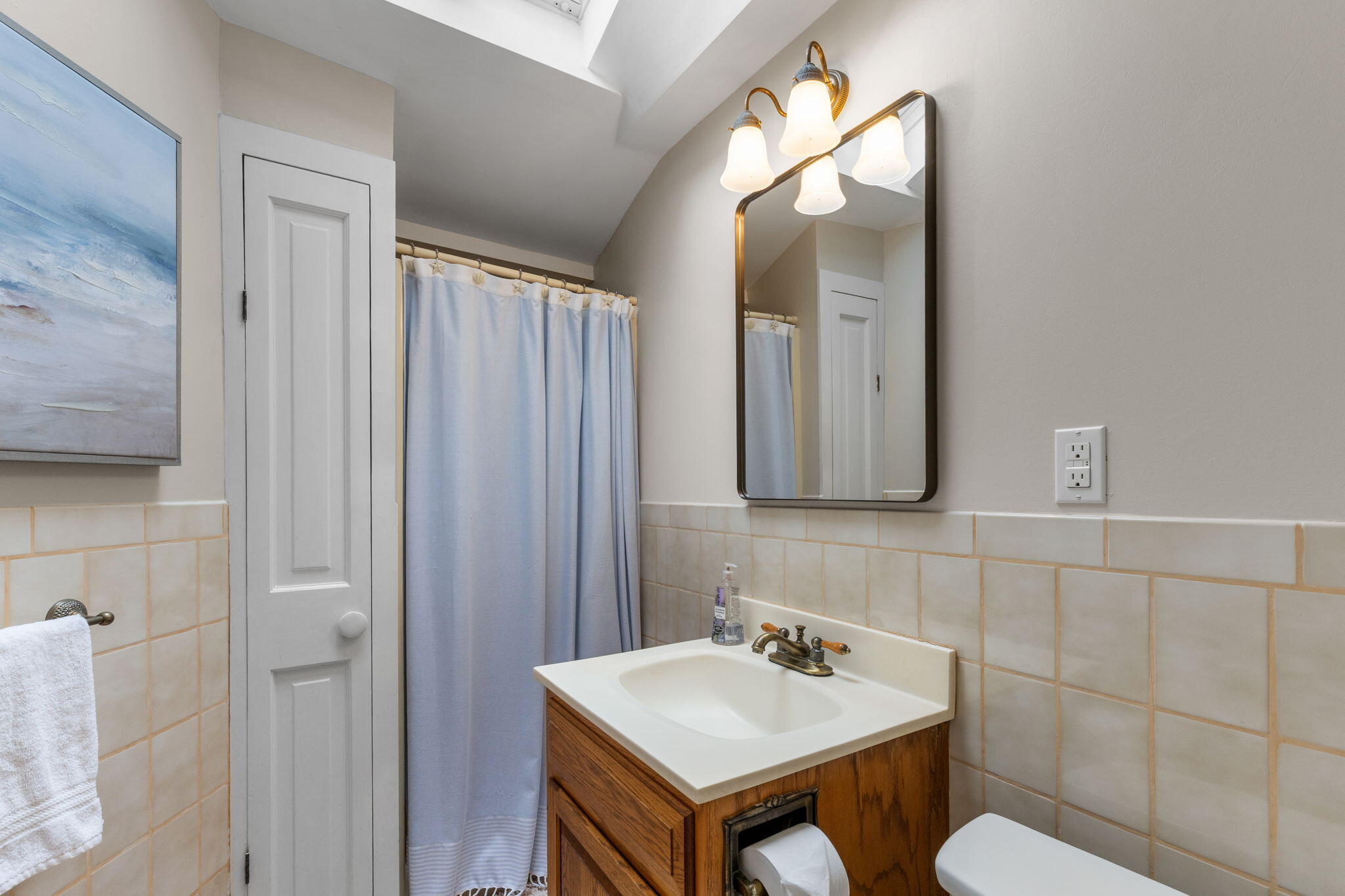 621 W Falmouth Highway MA 02540