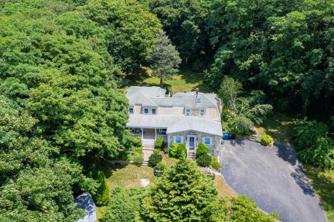 621 W Falmouth Highway MA 02540