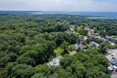 621 W Falmouth Highway MA 02540
