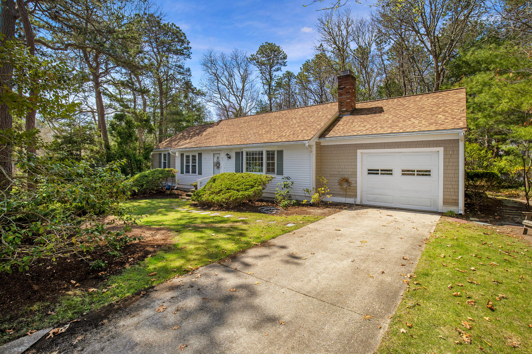 23 Penny Royal Lane Teaticket MA 02536