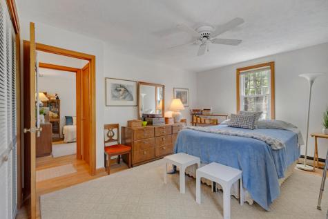 23 Penny Royal Lane Teaticket MA 02536