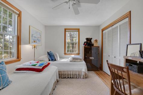 23 Penny Royal Lane Teaticket MA 02536