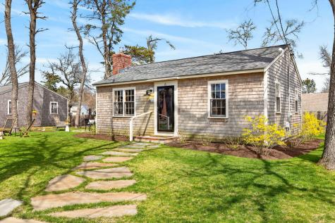 6 Manning Road Dennis MA 02639