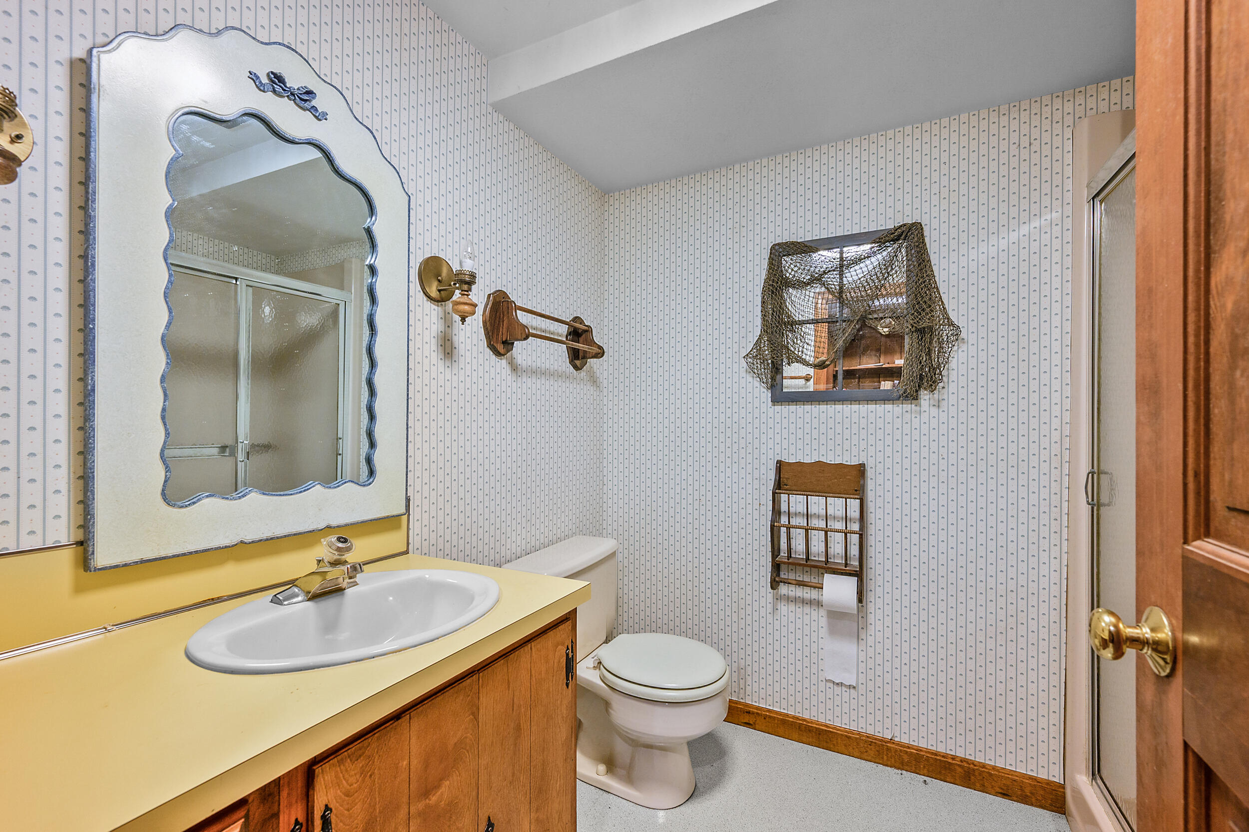 8 Old Wharf Road Harwich MA 02646