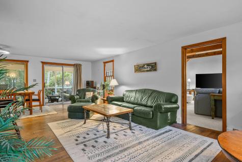 8 Old Wharf Road Harwich MA 02646