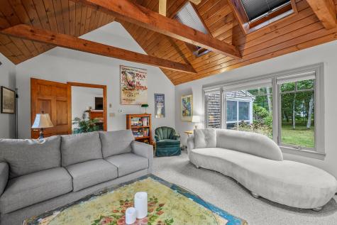 8 Old Wharf Road Harwich MA 02646