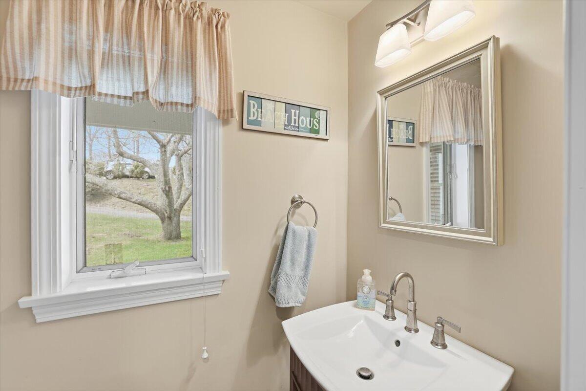 60 Harbor Hill Road Chatham MA 02633