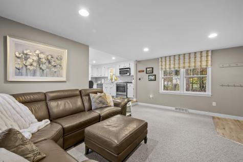 31 Hillcrest Drive Pembroke MA 02359