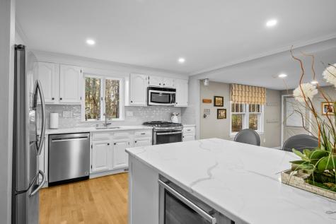 31 Hillcrest Drive Pembroke MA 02359