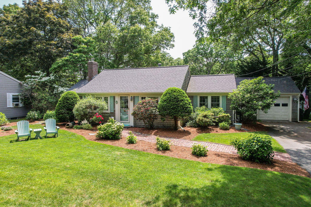 105 Pond Street Yarmouth MA 02664
