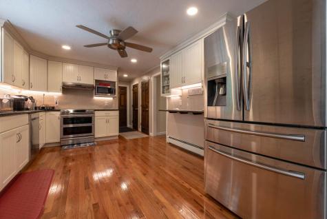 10 Haystack Lane Sandwich MA 02563