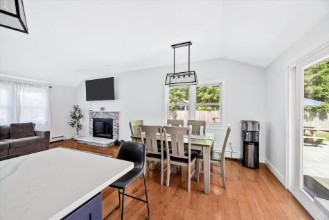 25 Nancy Lane Barnstable MA 02601