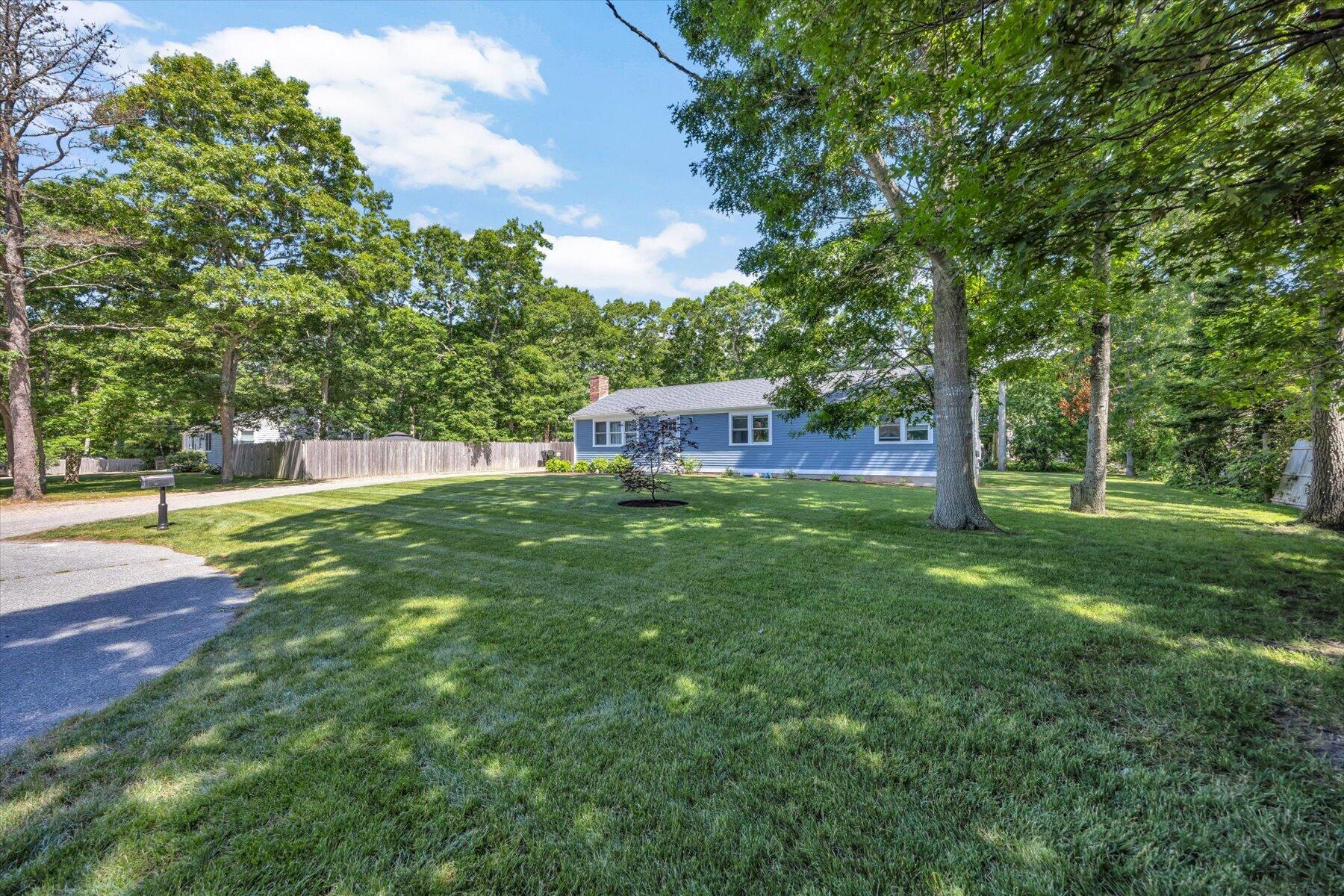 25 Nancy Lane Barnstable MA 02601