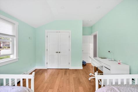 25 Nancy Lane Barnstable MA 02601