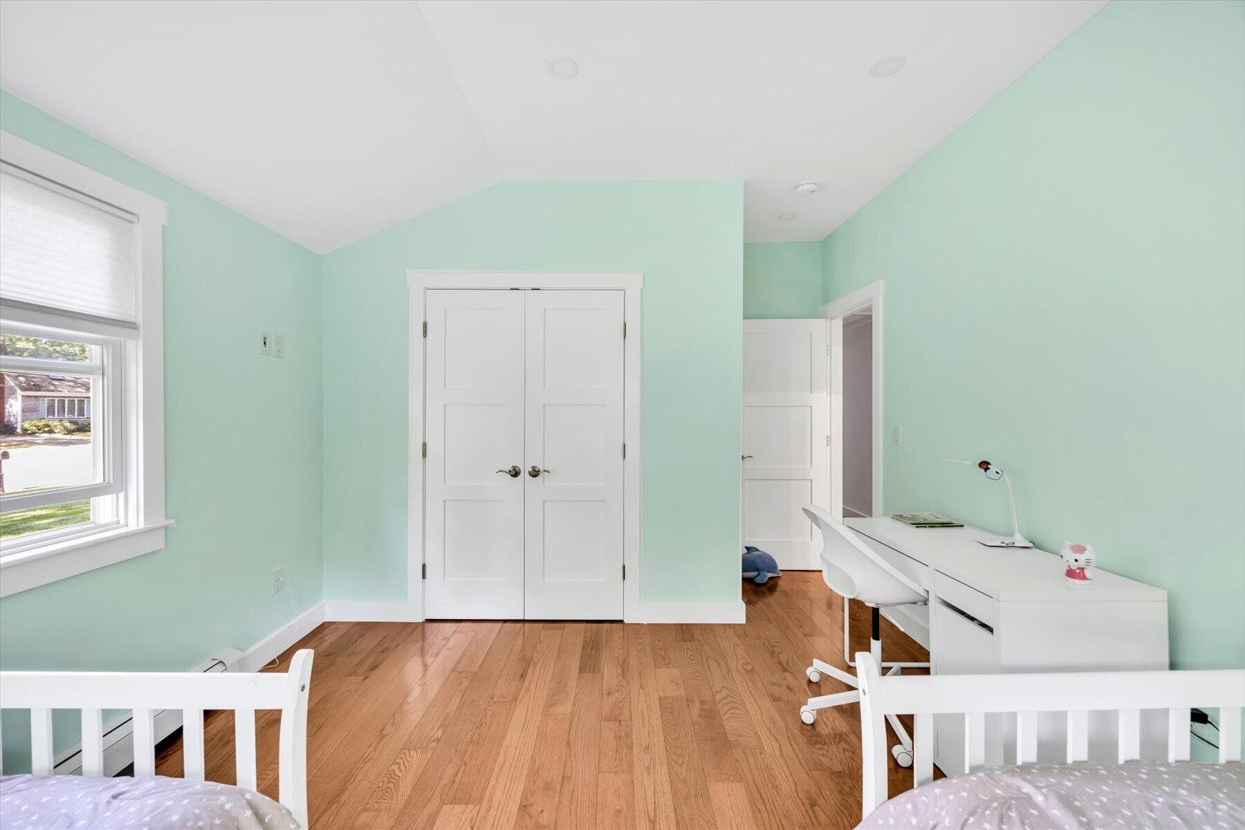 25 Nancy Lane Barnstable MA 02601