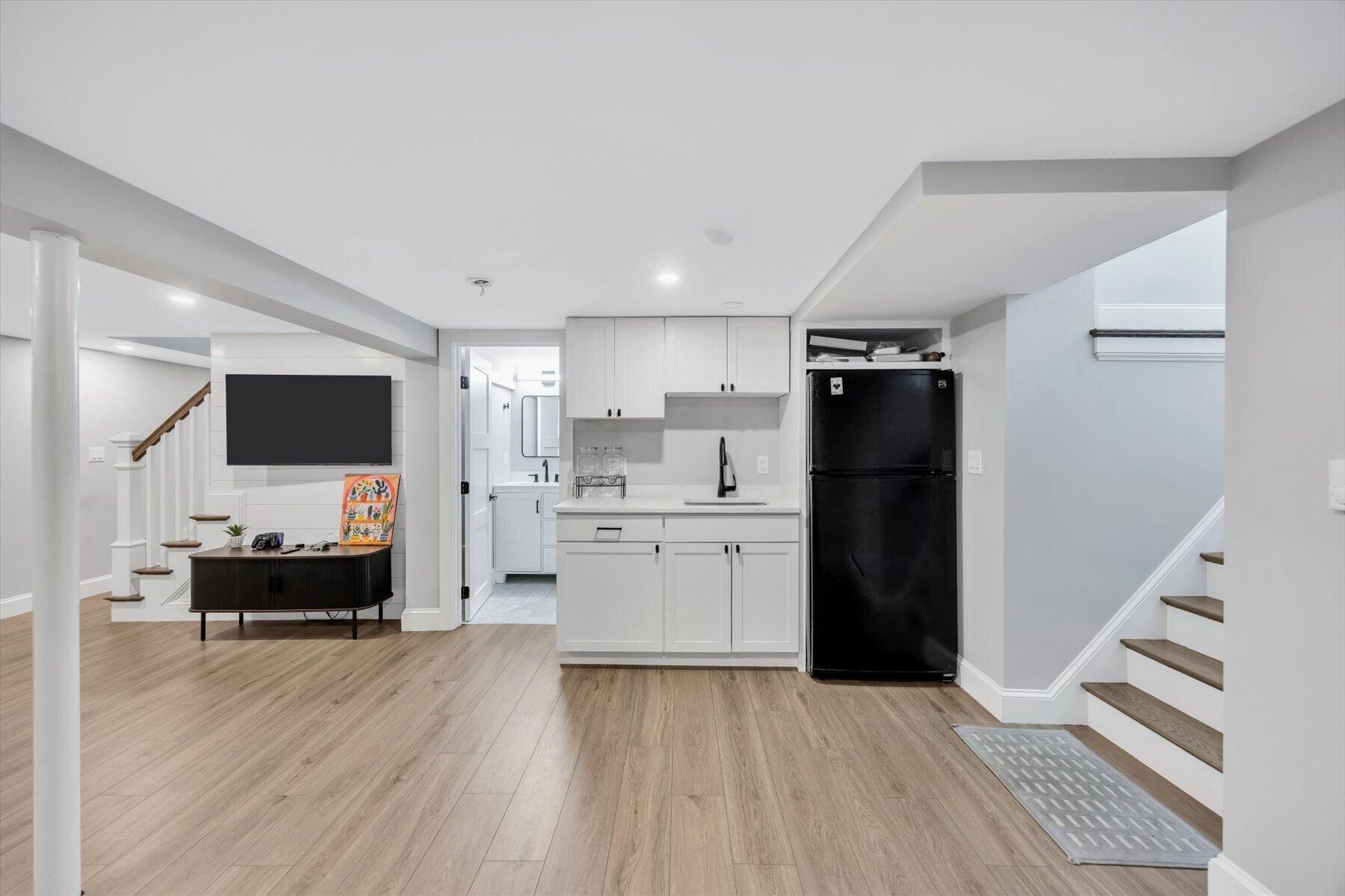 25 Nancy Lane Barnstable MA 02601