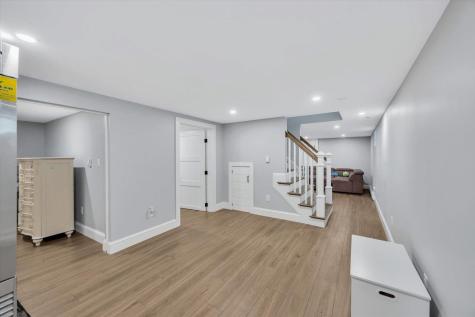 25 Nancy Lane Barnstable MA 02601