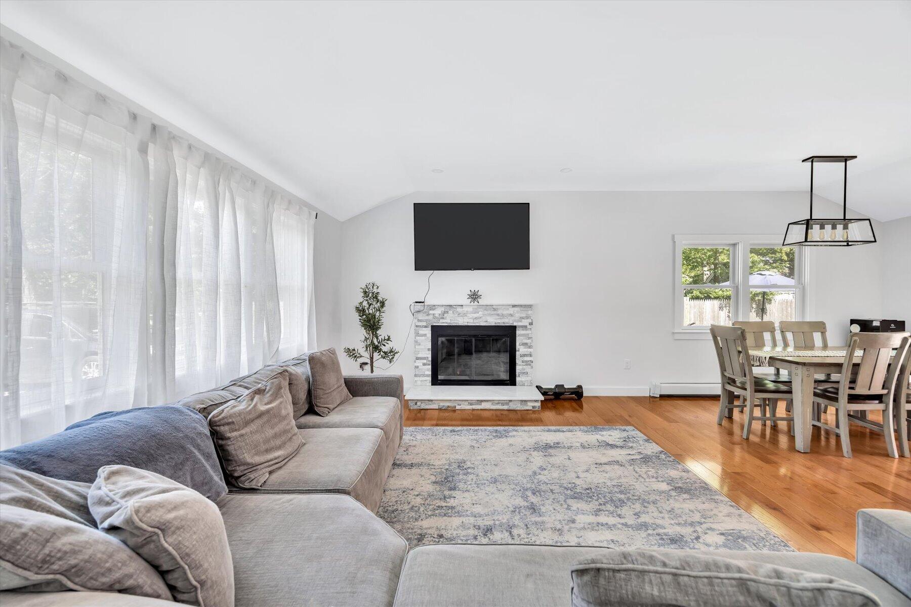 25 Nancy Lane Hyannis MA 02601