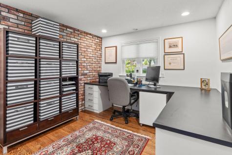 864 W Yarmouth Road Yarmouth MA 02675
