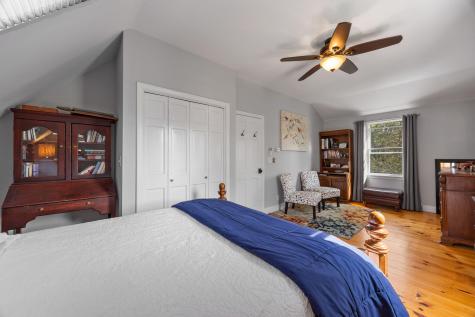 21 Many Oaks Circle Yarmouth MA 02675