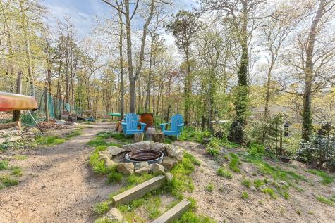 21 Many Oaks Circle Yarmouth MA 02675