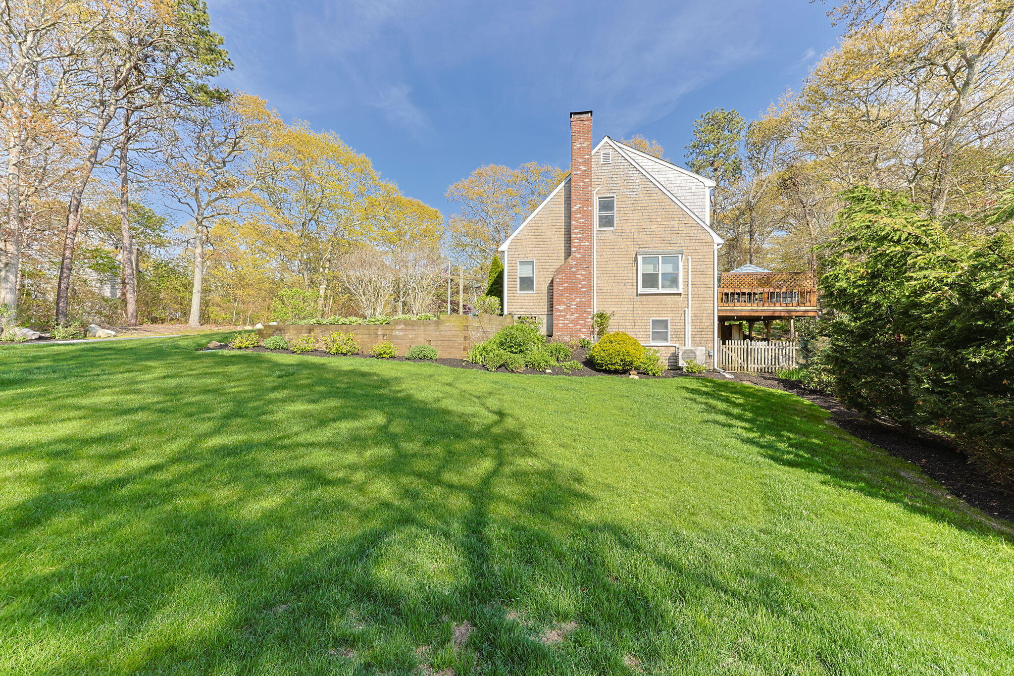 21 Many Oaks Circle Yarmouth MA 02675