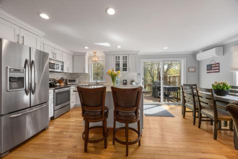 21 Many Oaks Circle Yarmouth MA 02675