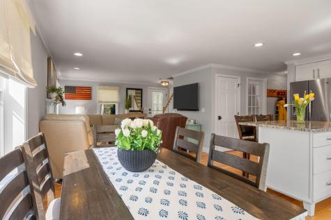 21 Many Oaks Circle Yarmouth MA 02675