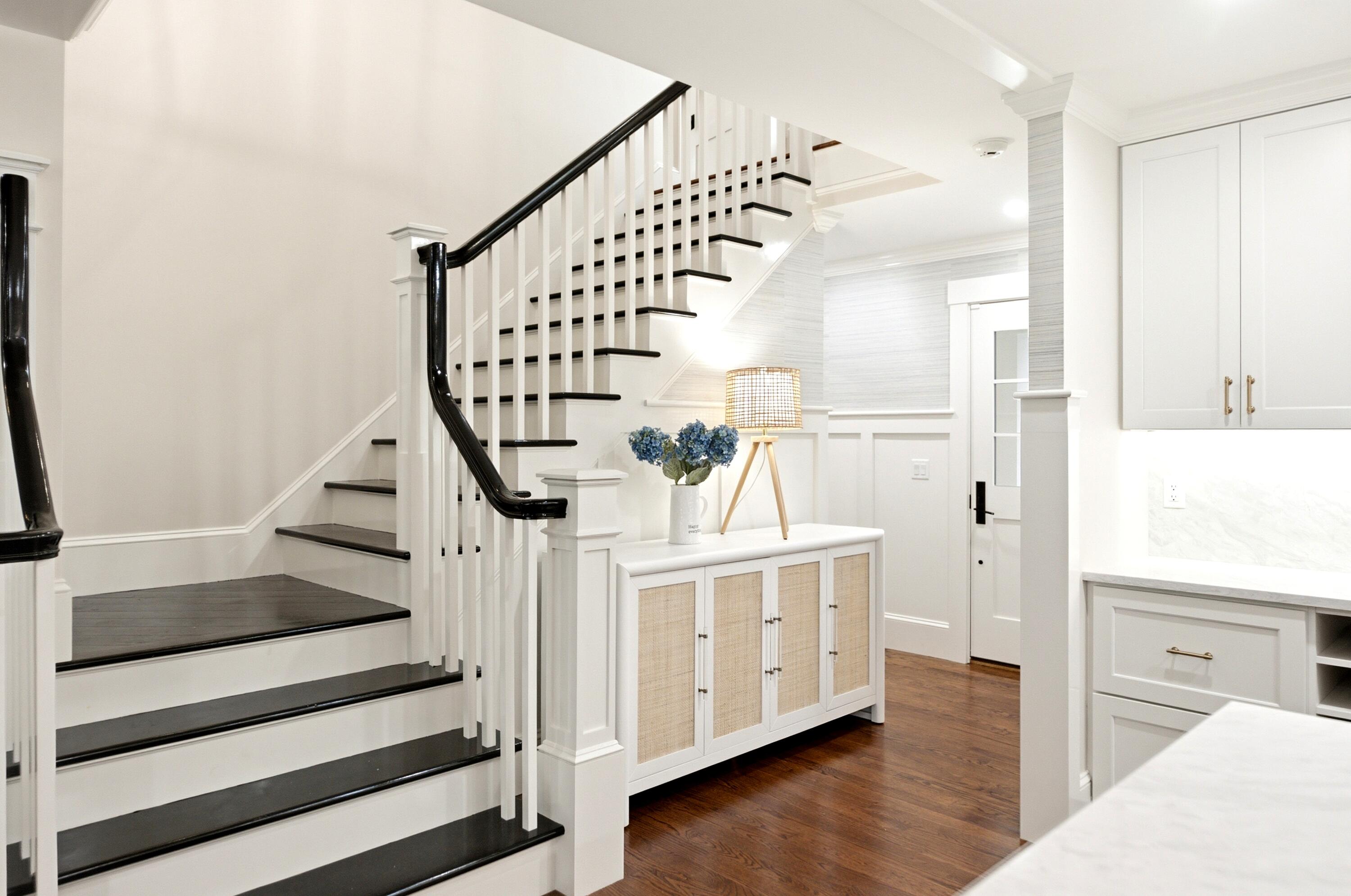 22 Scudder Road MA 02655