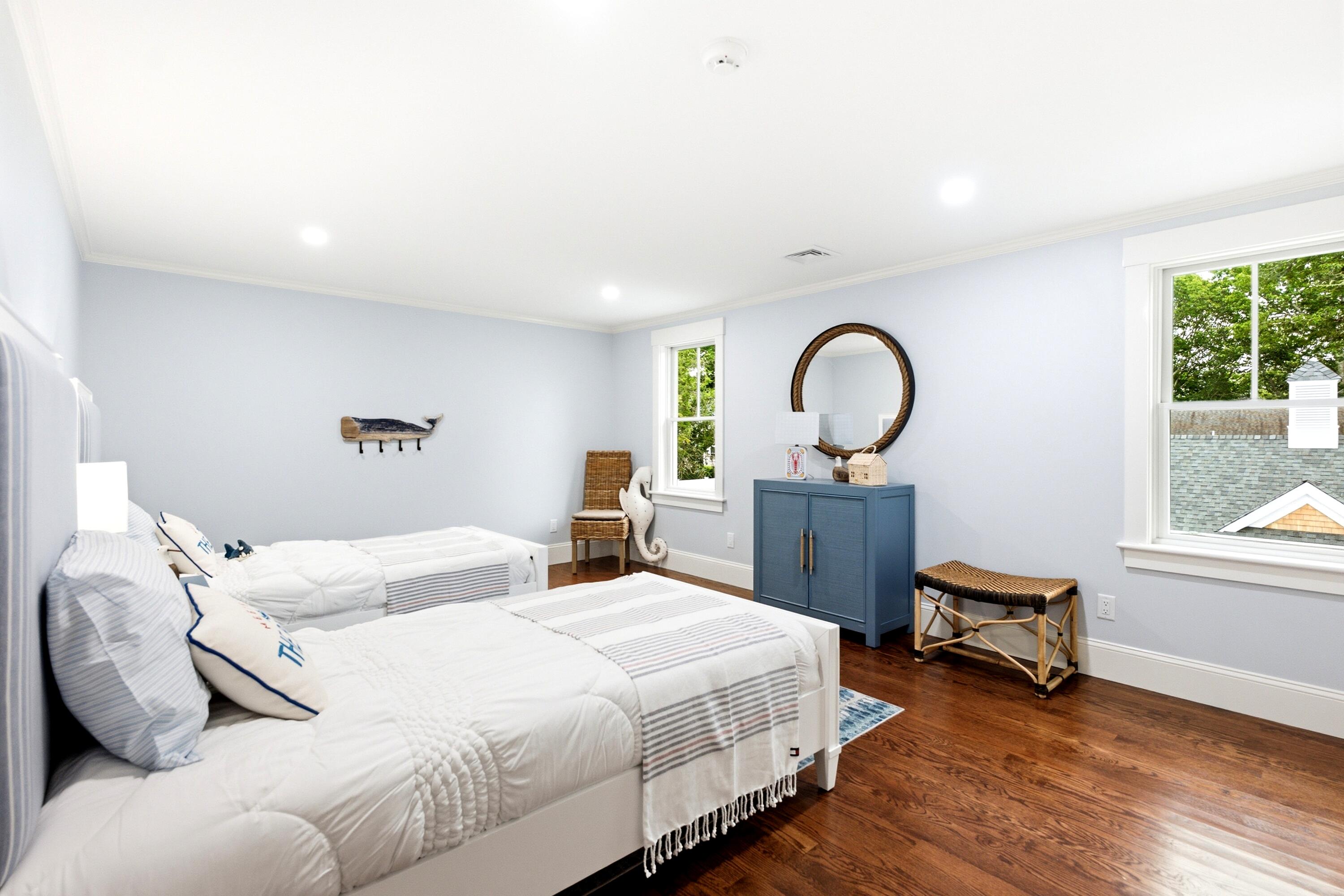 22 Scudder Road Osterville MA 02655