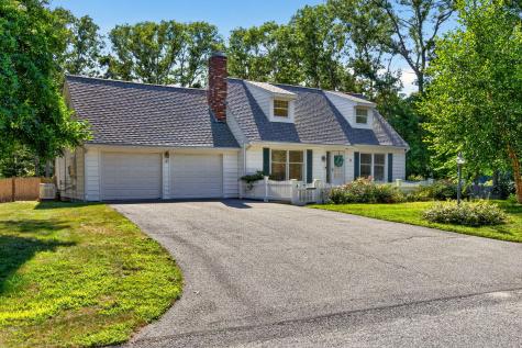 16 Holly Ridge Drive Sandwich MA 02563