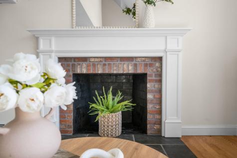 21 Pearl Lane Falmouth MA 02536