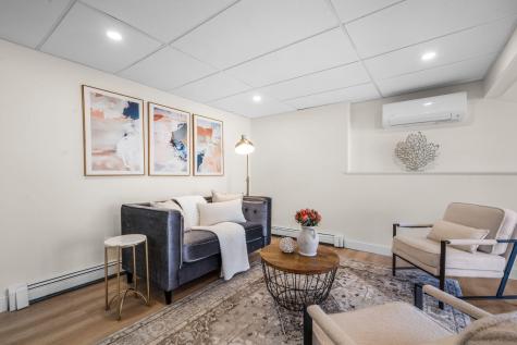 21 Pearl Lane Falmouth MA 02536