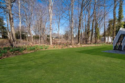 21 Pearl Lane Falmouth MA 02536