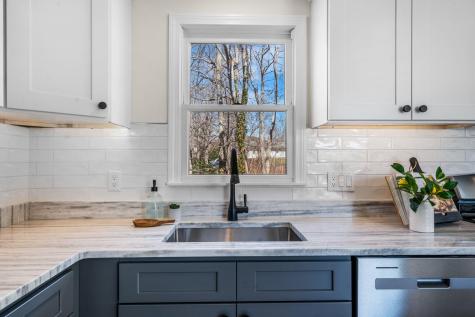 21 Pearl Lane Falmouth MA 02536