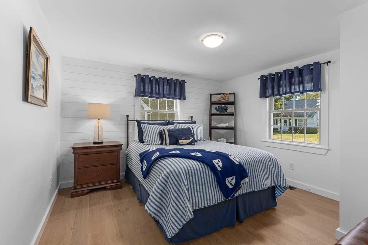 7 Montauk Street Falmouth MA 02536