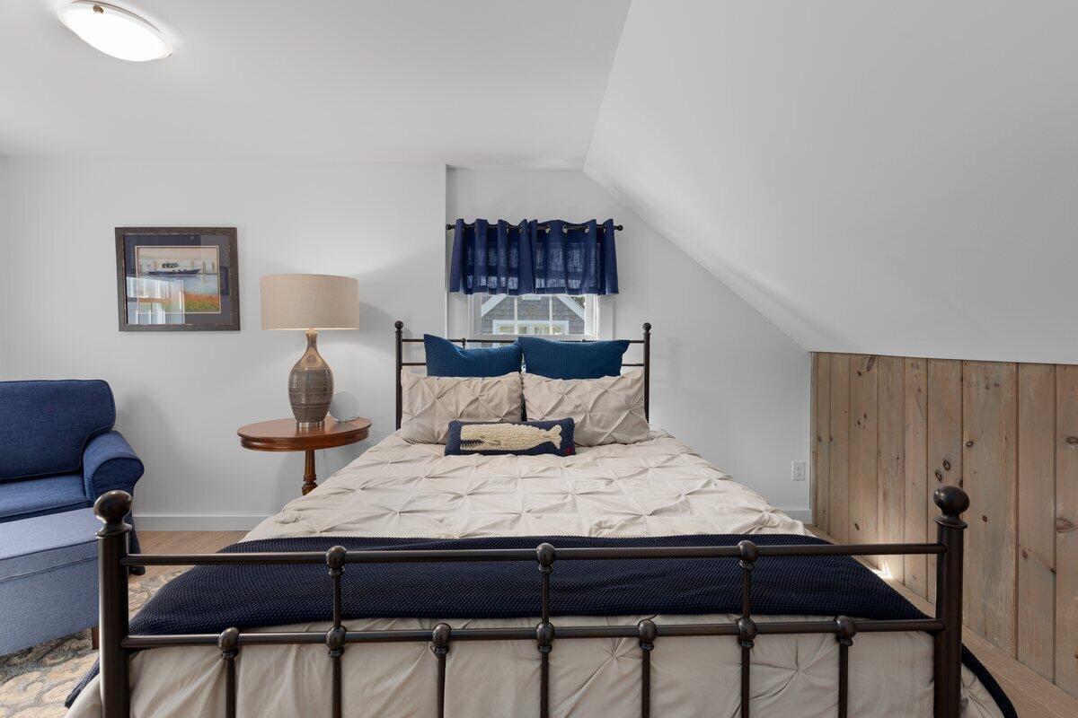 7 Montauk Street Falmouth MA 02536