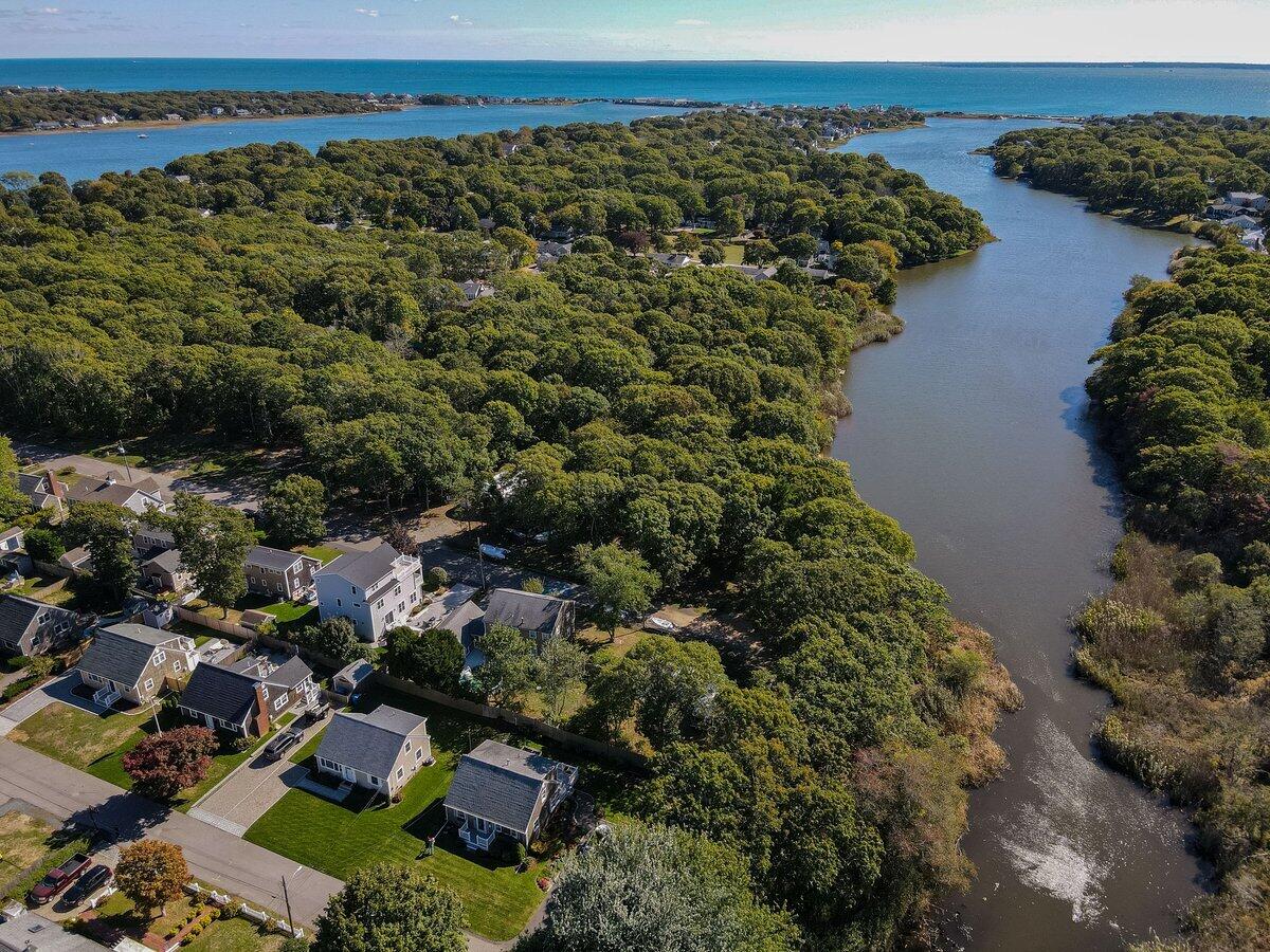 7 Montauk Street Falmouth MA 02536