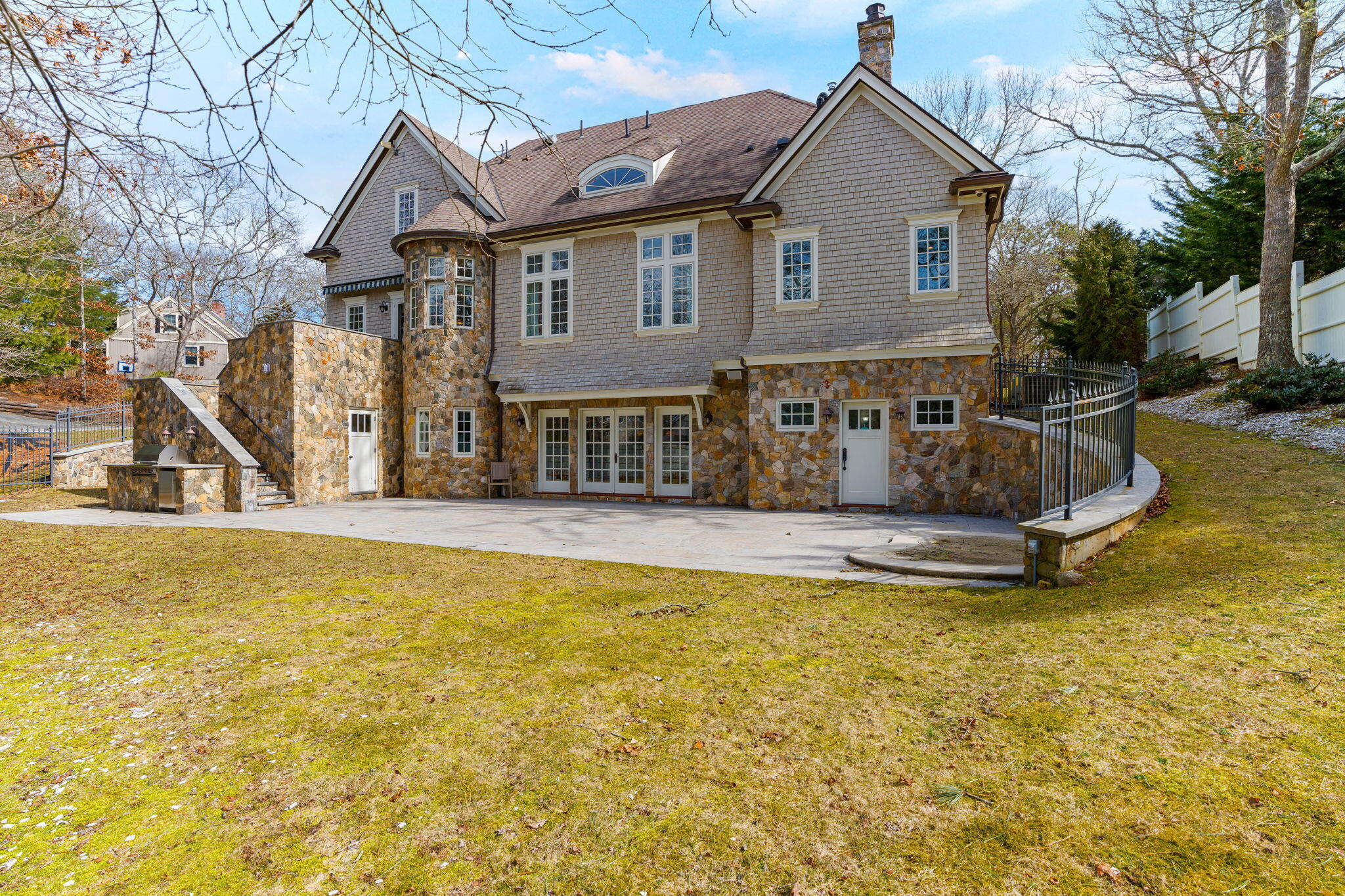 4 Vale Lane Mashpee MA 02649