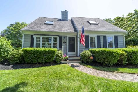 4 Square Rigger Lane Barnstable MA 02601