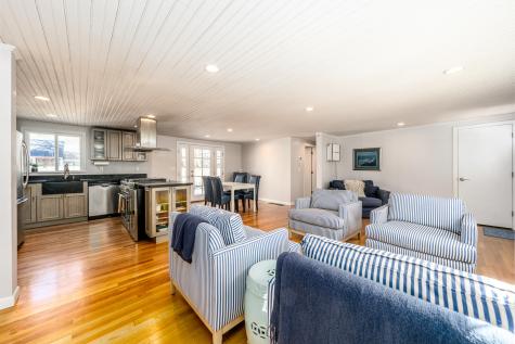 10 Uncle Bills Way Dennis MA 02638