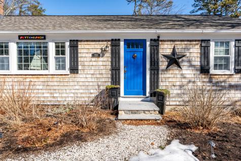 10 Uncle Bills Way Dennis MA 02638