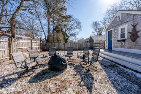 10 Uncle Bills Way Dennis MA 02638