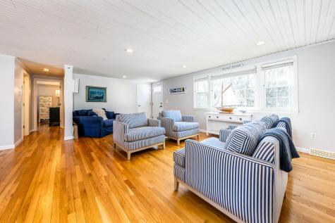 10 Uncle Bills Way Dennis MA 02638
