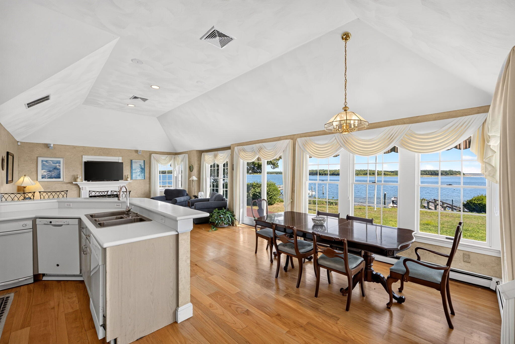 50 Popponesset Island Road Mashpee MA 02649