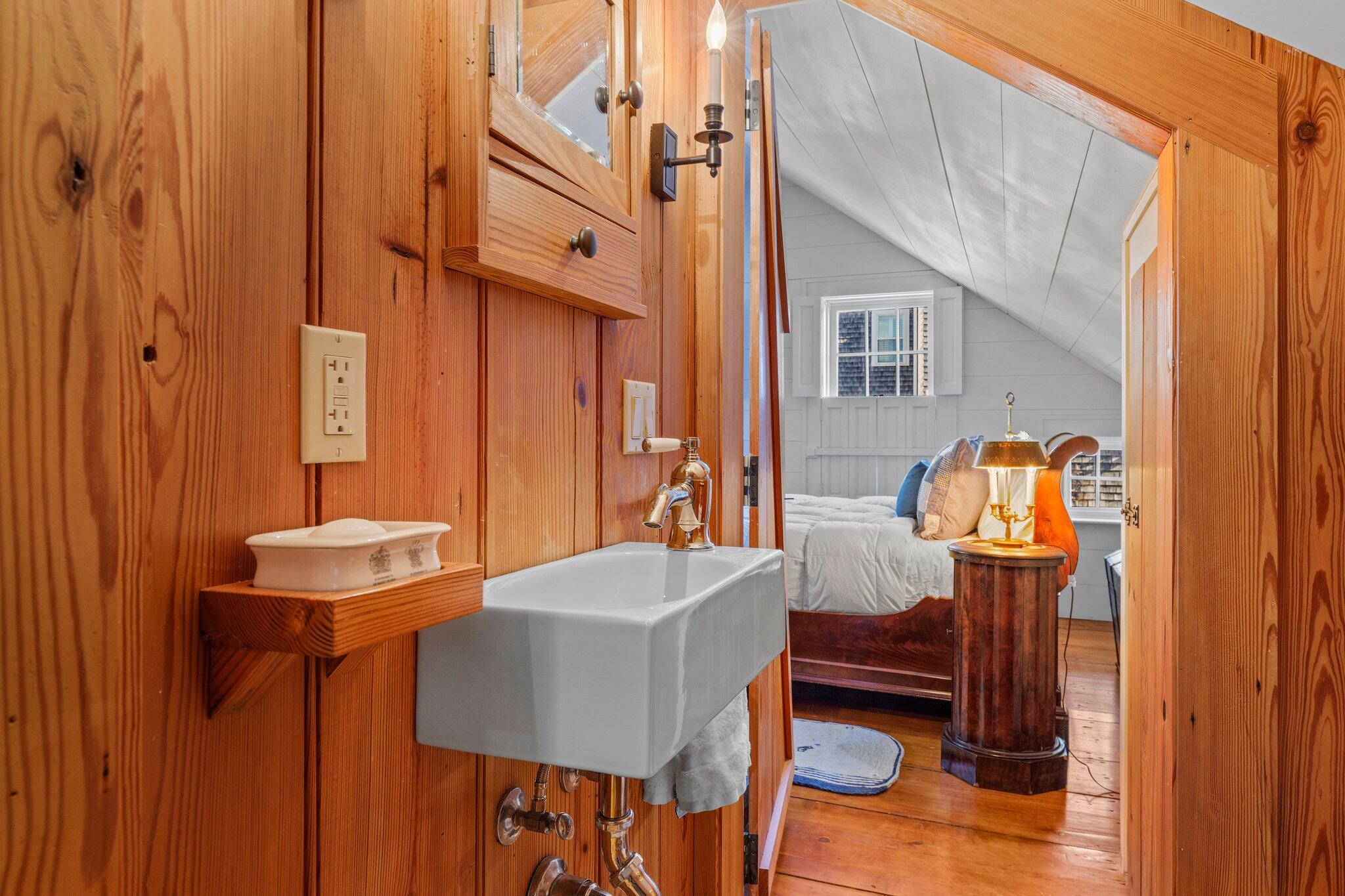 260 Bradford Street Provincetown MA 02657