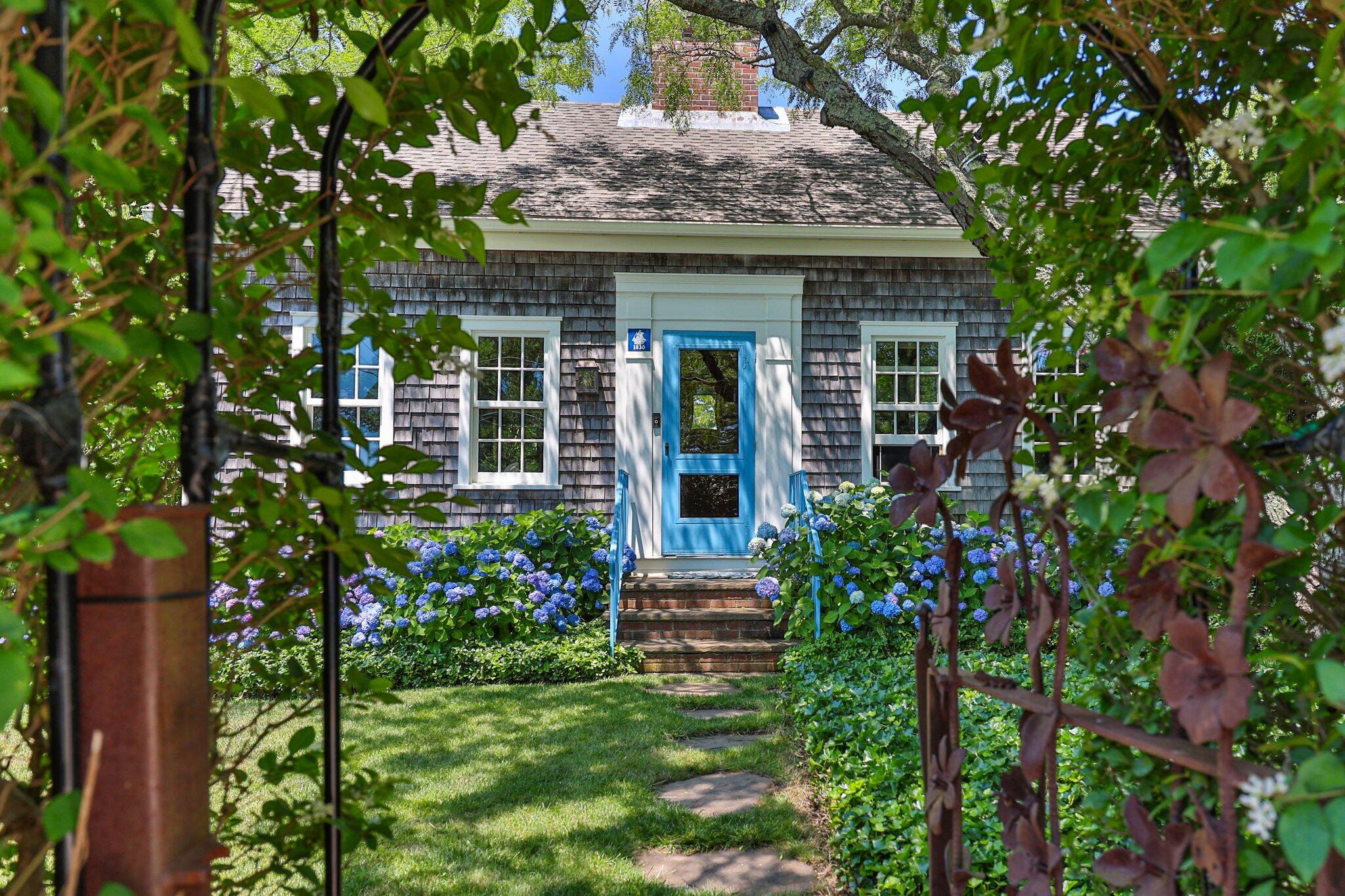 260 Bradford Street Provincetown MA 02657